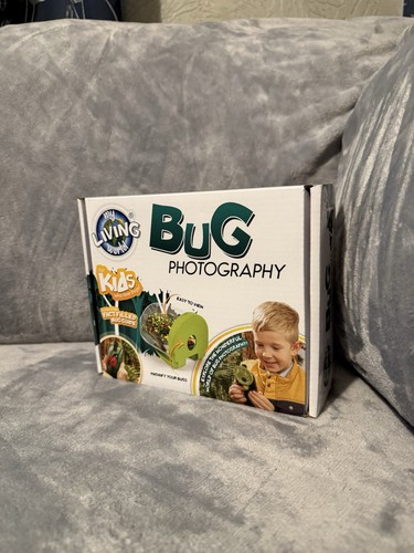 Living world bug - world,