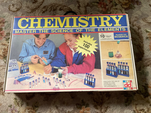 Vintage chemistry set 100 - dd,