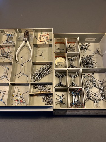 Dreiding molecular model kit
